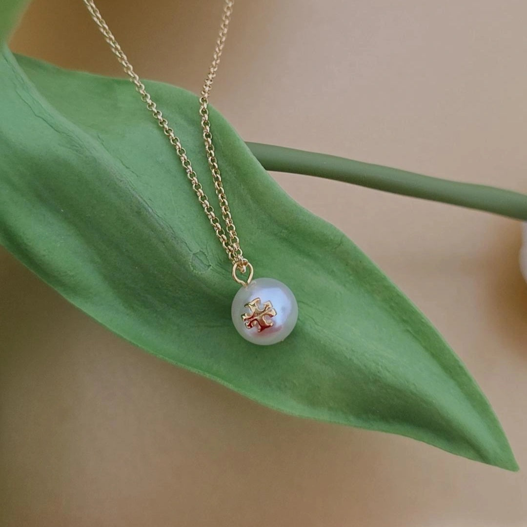 Tor Pearl Necklace