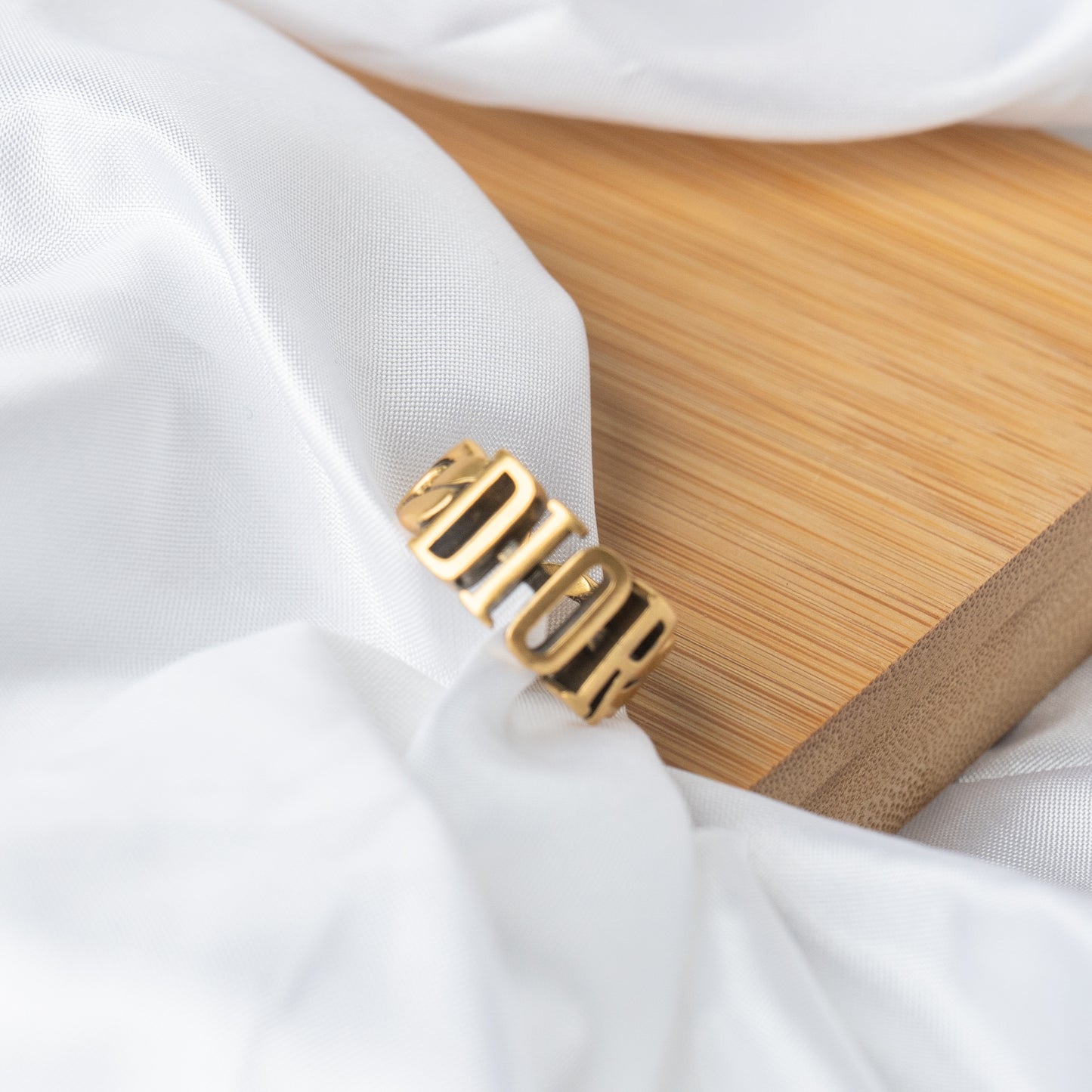 D' ADJUSTABLE RING