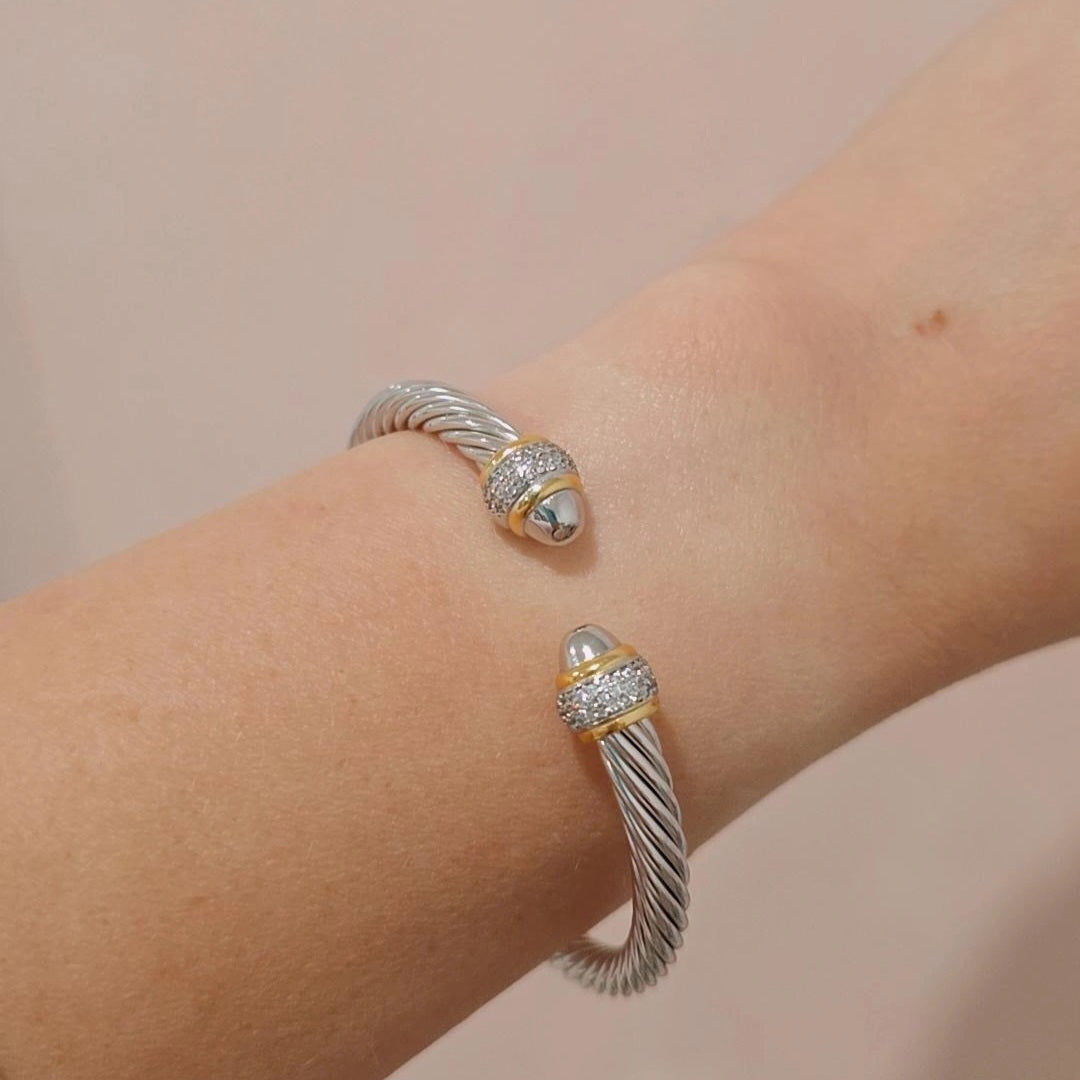 D Y Bracelet