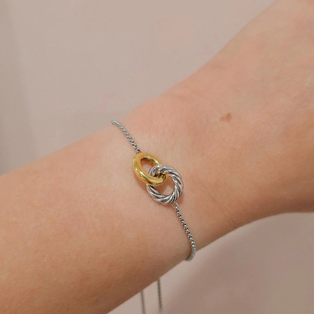 2 tone D Y Adjustable Bracelet