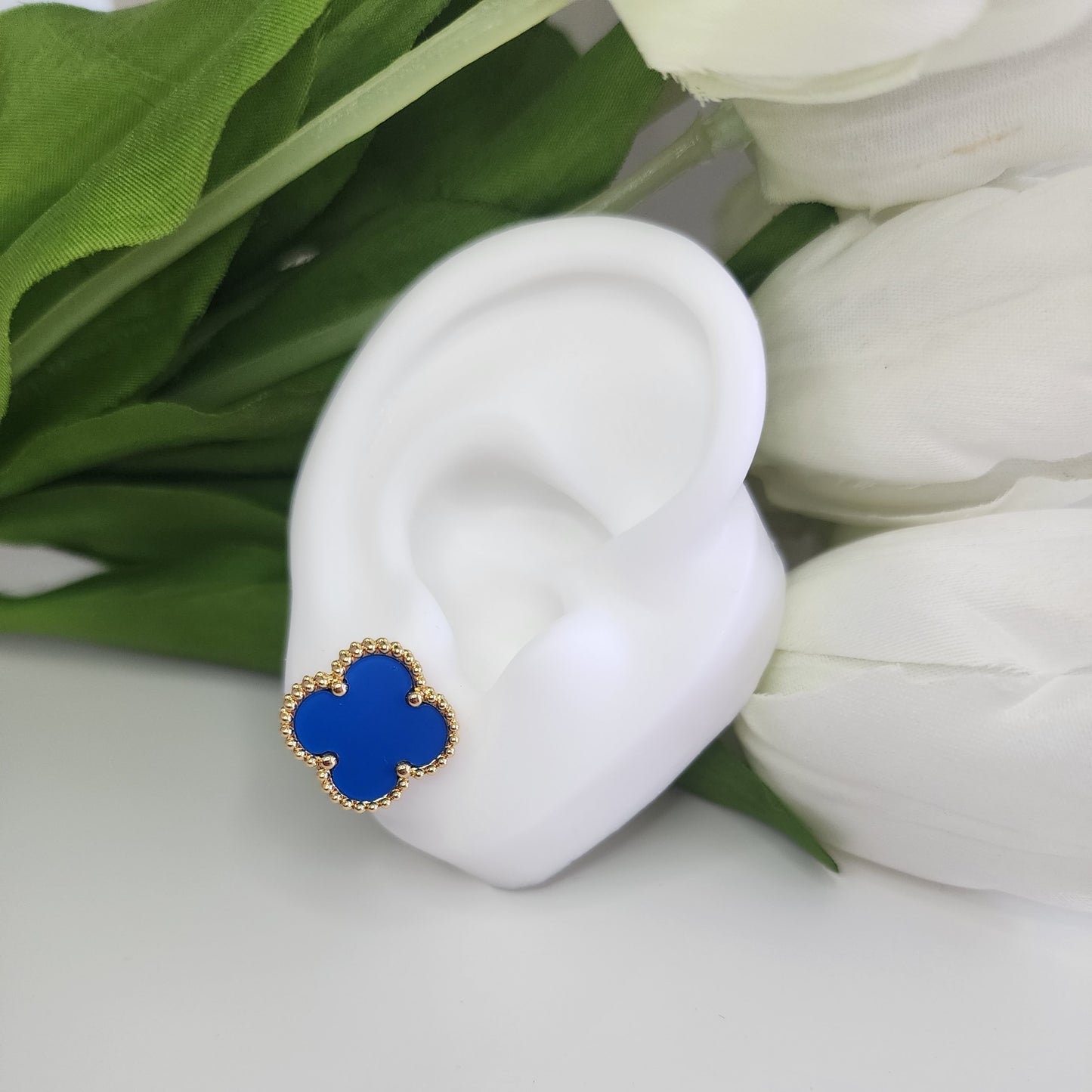 V EARRINGS