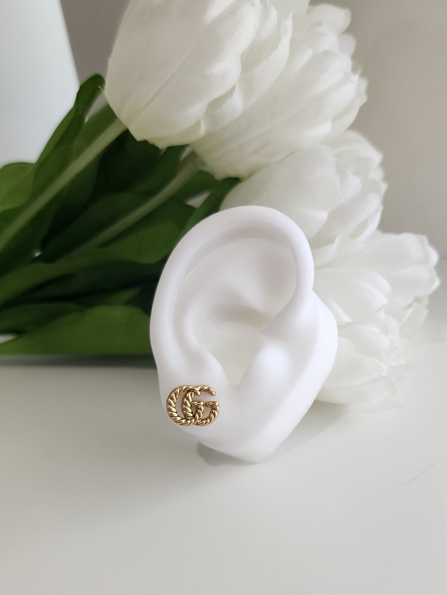 G SMALL STUD EARRINGS GOLD & SILVER