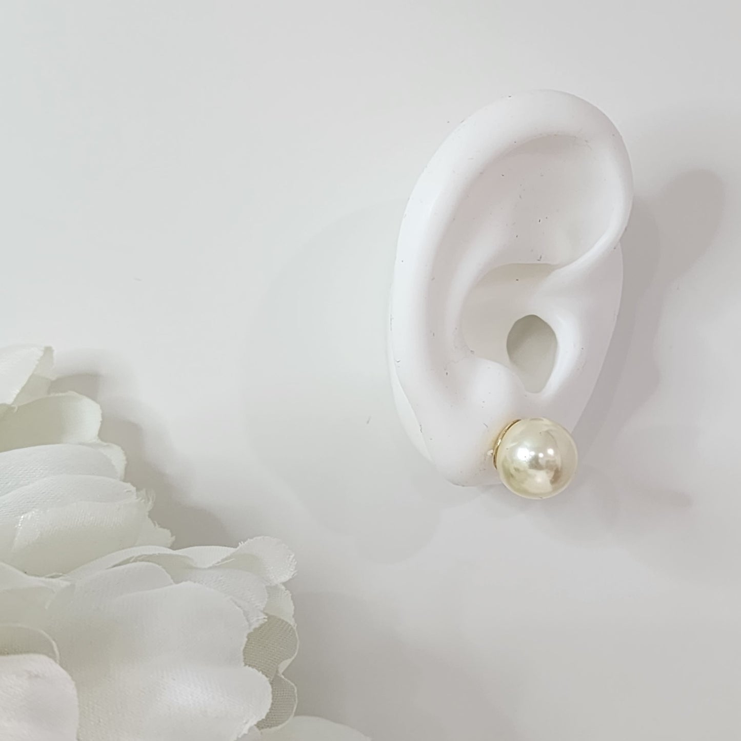 Pearl Stud