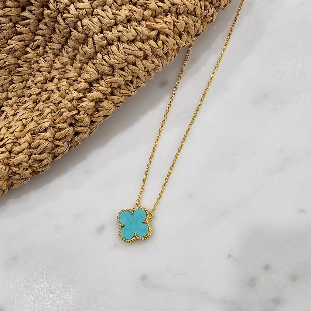 V SINGLE NECKLACE REGULAR SIZE