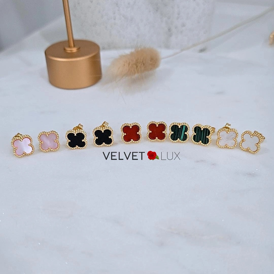V Mini Earrings