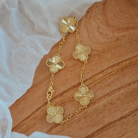 All Gold V Bracelet