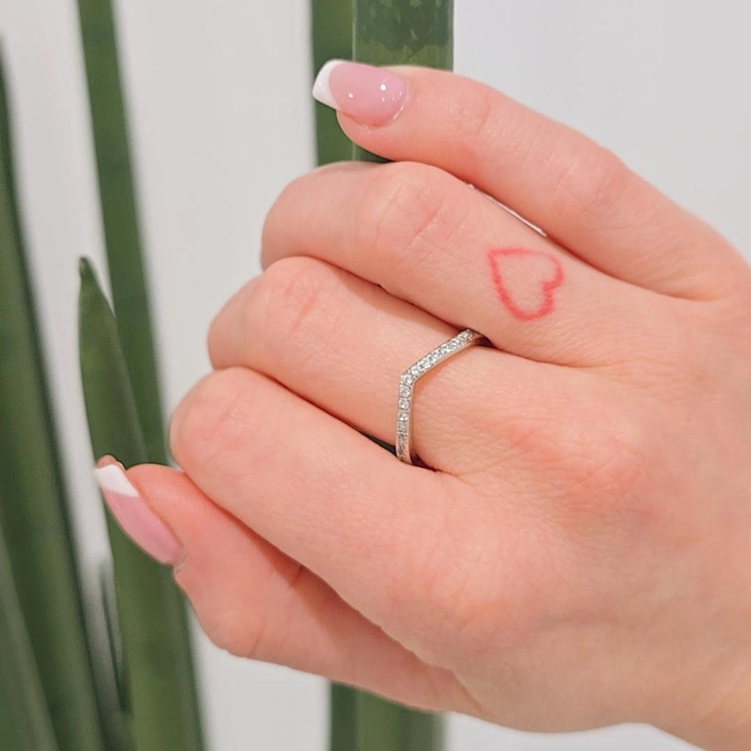 V Ring