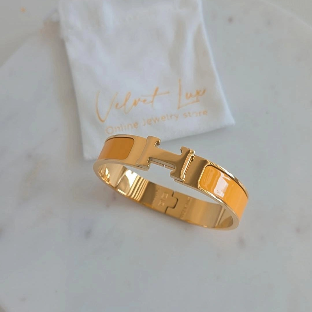 Peachy Orangy H Bracelet