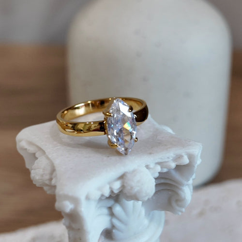 Almiira Ring