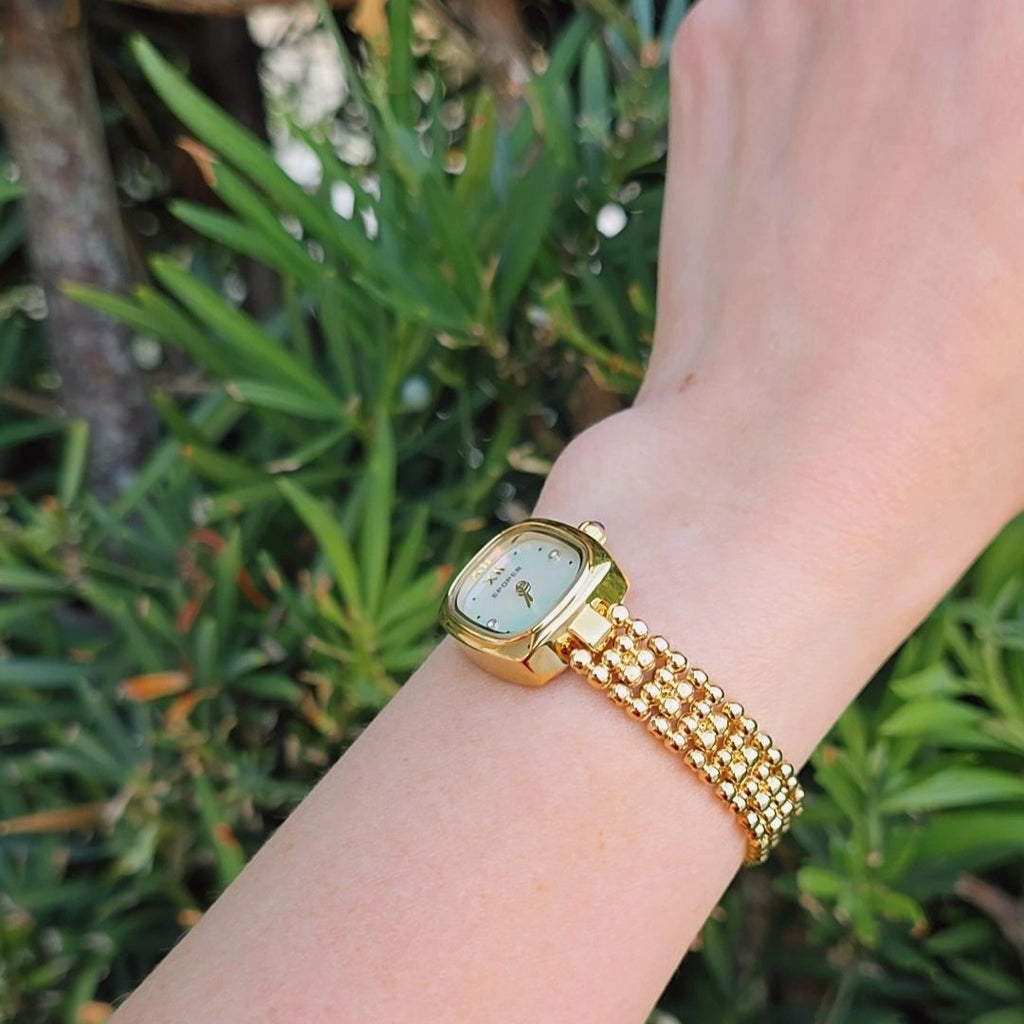 Mother of pearls watch