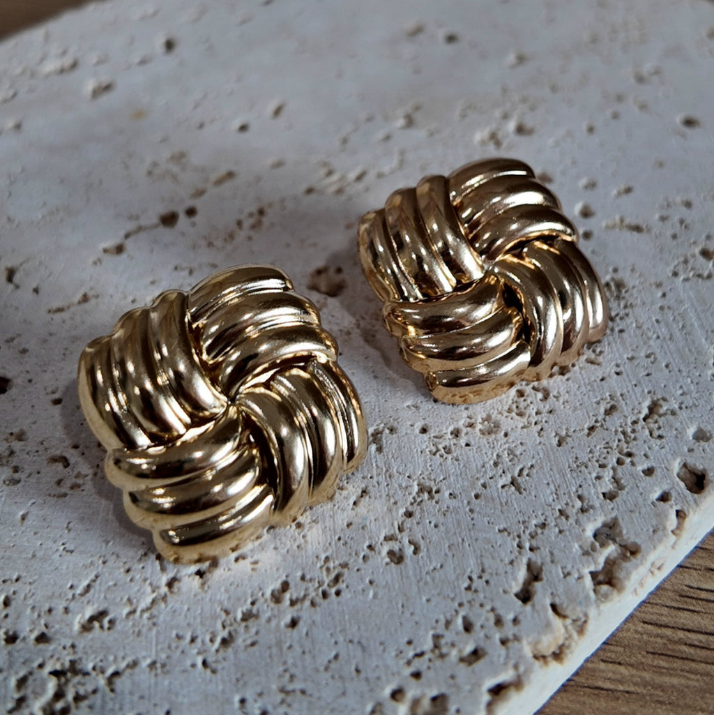 Aera Earrings