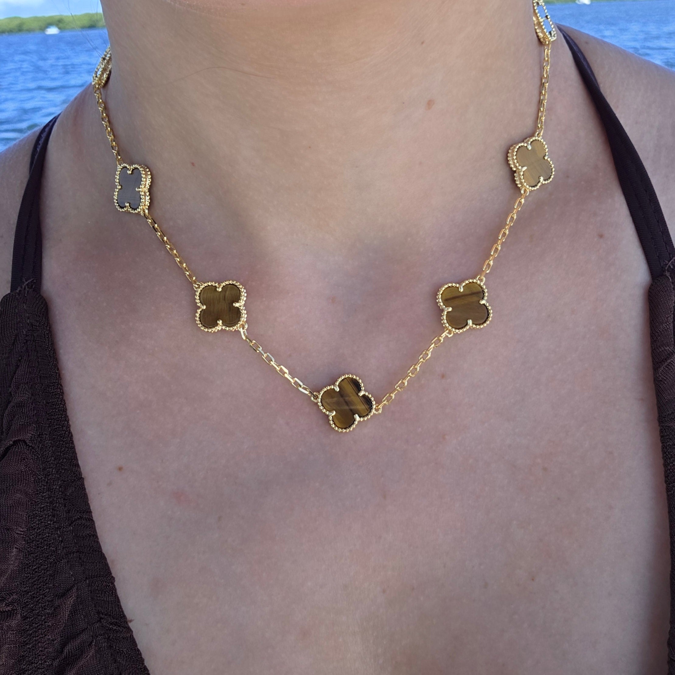 V Multiple Necklace Ojo de tigre