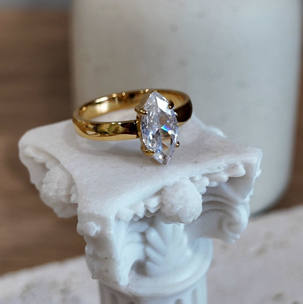 Almiira Ring
