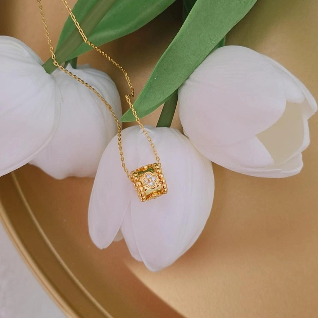 V Cylinder Necklace