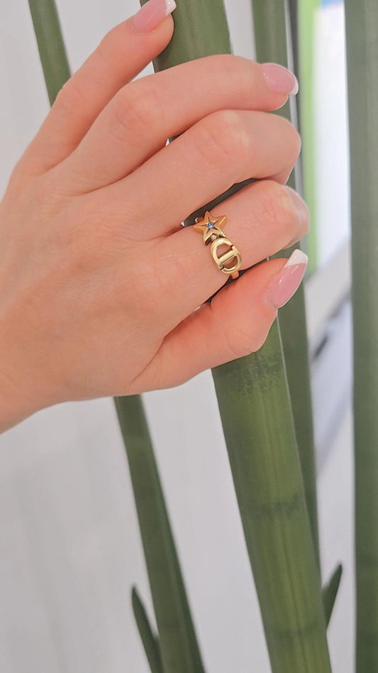 D Star Ring