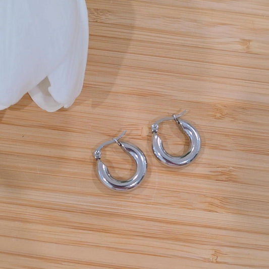 Aria Hoops