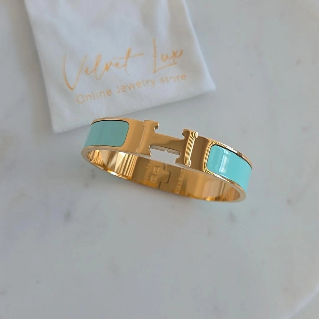 Turks & Caicos H Bracelet 2