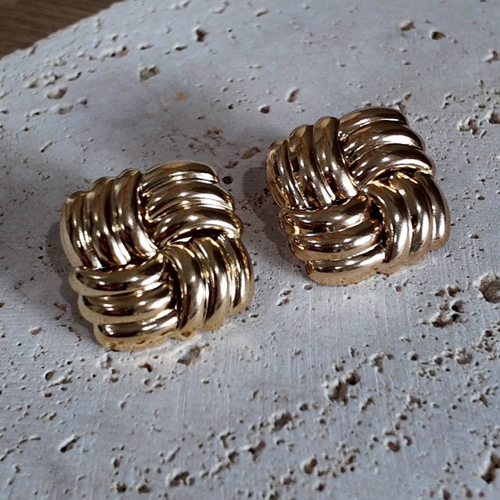 Aera Earrings
