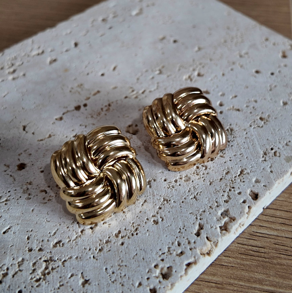 Aera Earrings
