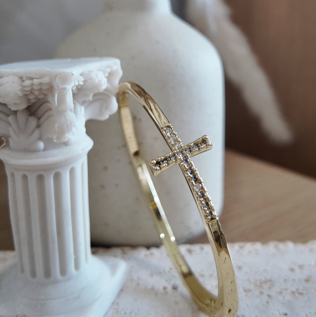 Cruz Bangle