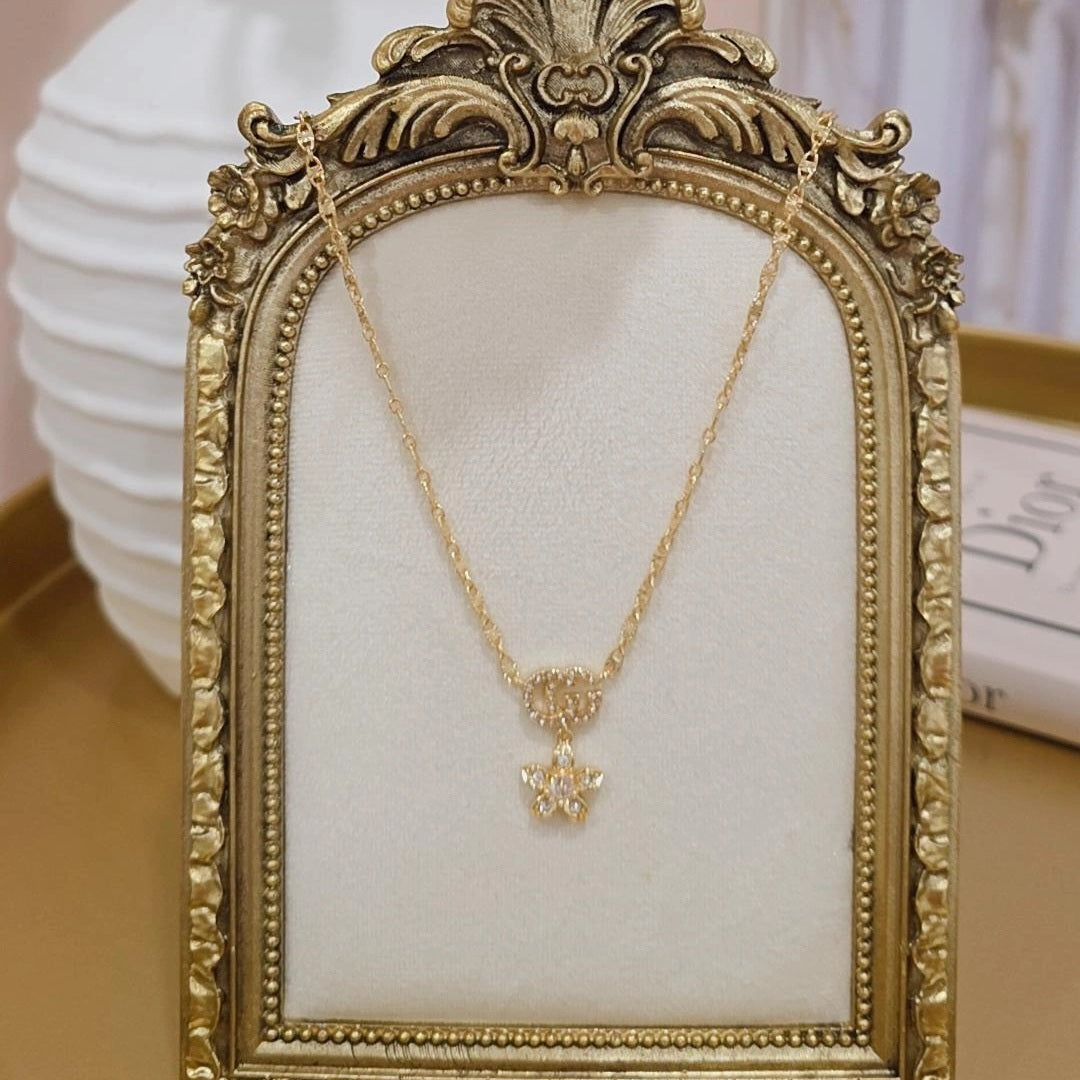 Pretty Necklace