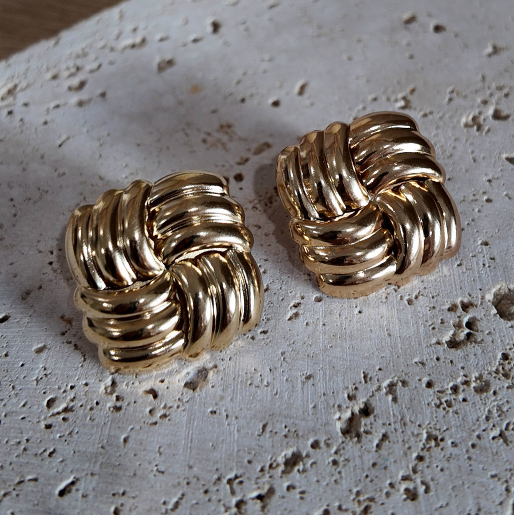 Aera Earrings