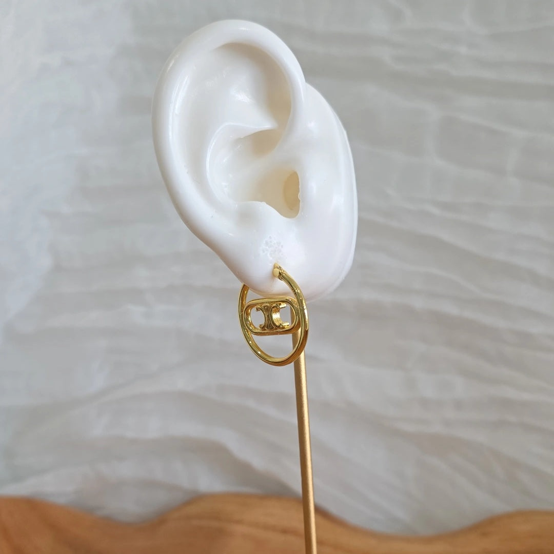 C e ce Hoops