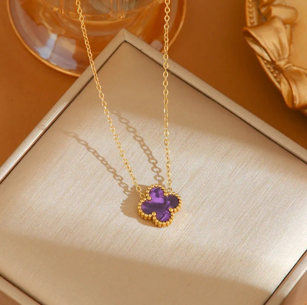 Purple ojo de gato necklace