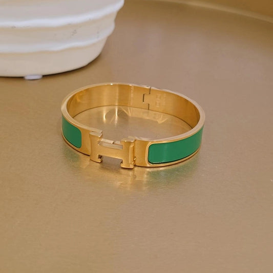 H Green Bracelet