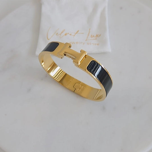 Black H Bracelet