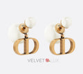 ELEGANT PEARL EARRINGS